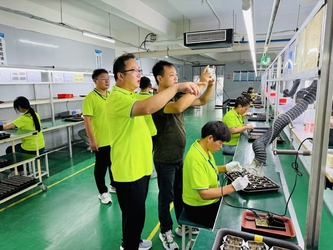Shenzhen VIIP Electronics Co., Ltd. üreticinin üretim hattı